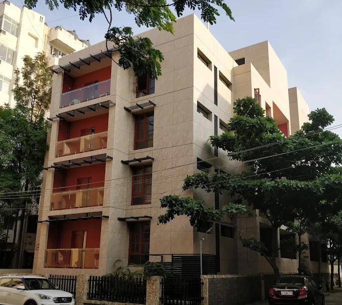 packers and movers ESCALA PARKVIEW